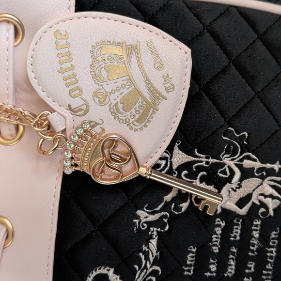 Juicy Couture Exclusive "Juicy Tale Tote" Daydreamer (Liquorice) NWT - Picture 5 of 9